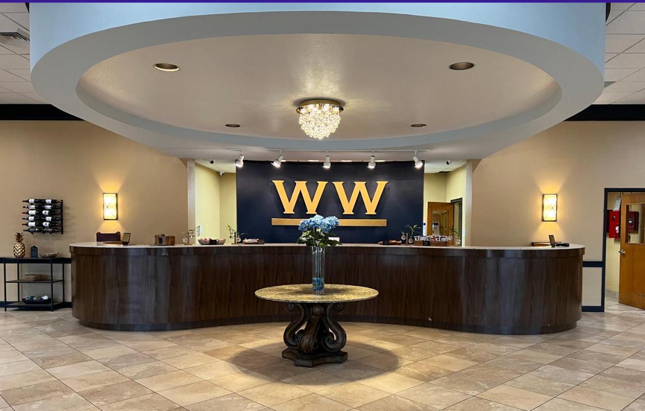 Historic Whispering Woods Hotel & Conference Center Olive Branch Ngoại thất bức ảnh