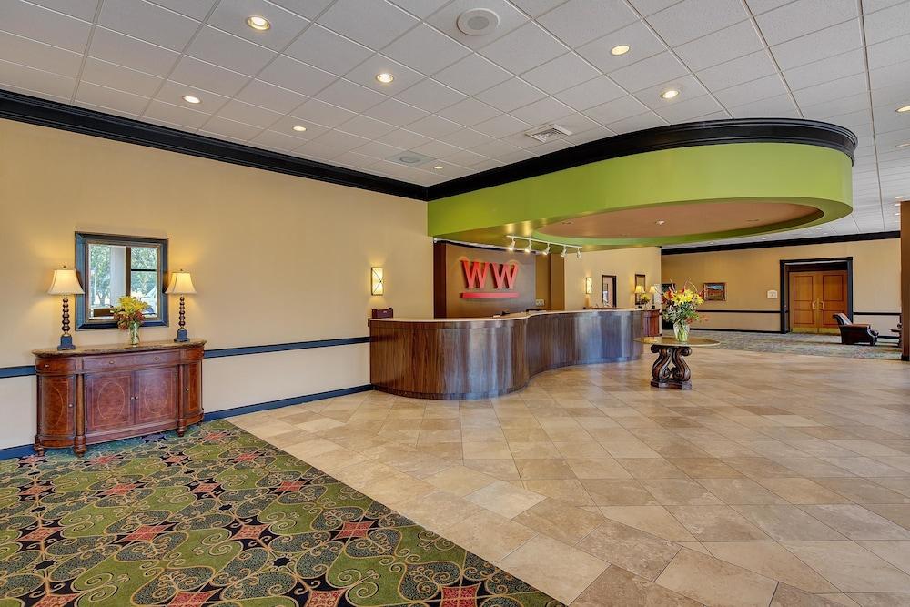 Historic Whispering Woods Hotel & Conference Center Olive Branch Ngoại thất bức ảnh